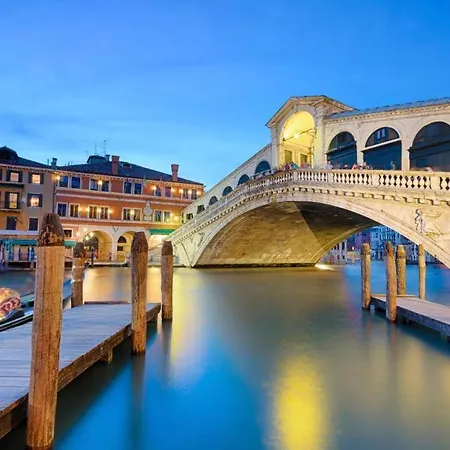 Piccola Dimora In Palazzo Storico Appartamento *