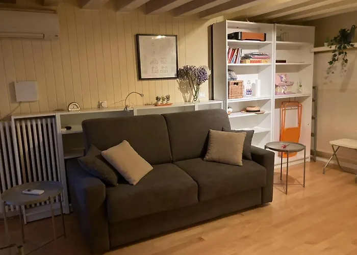 Piccola Dimora In Palazzo Storico *